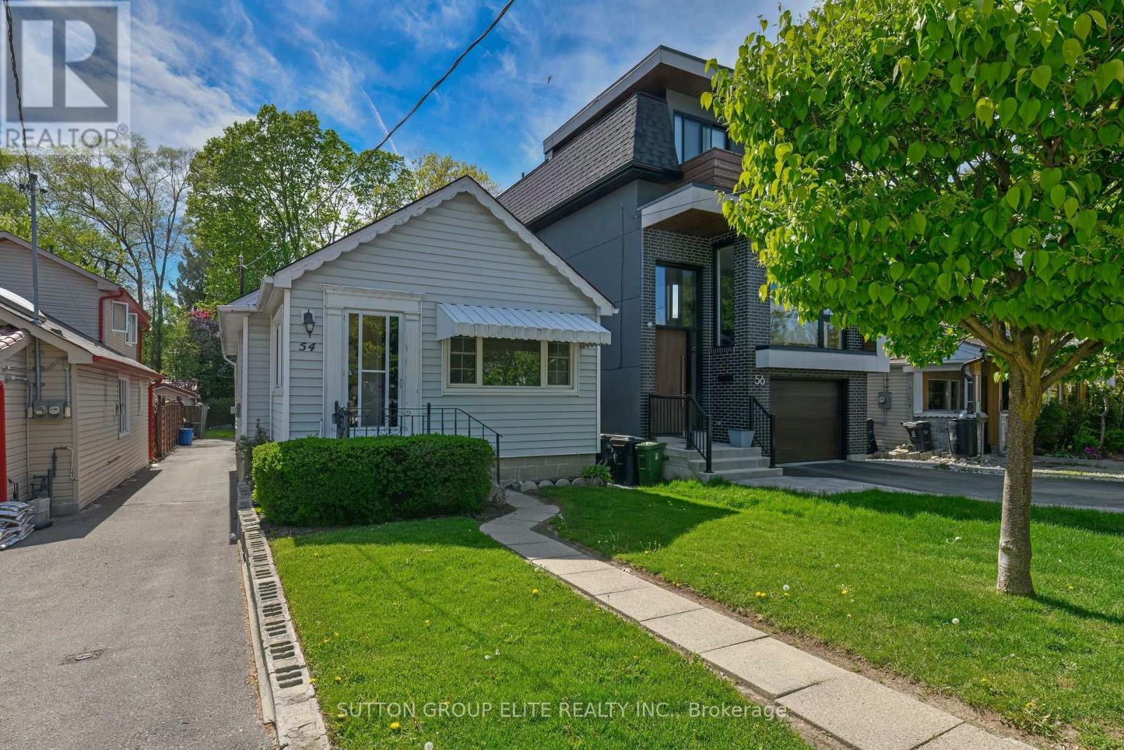54 THIRTY FIRST STREET Property Photo 1