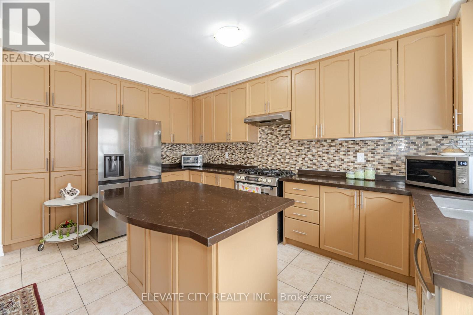 5576 Ethan Drive Property Photo 9
