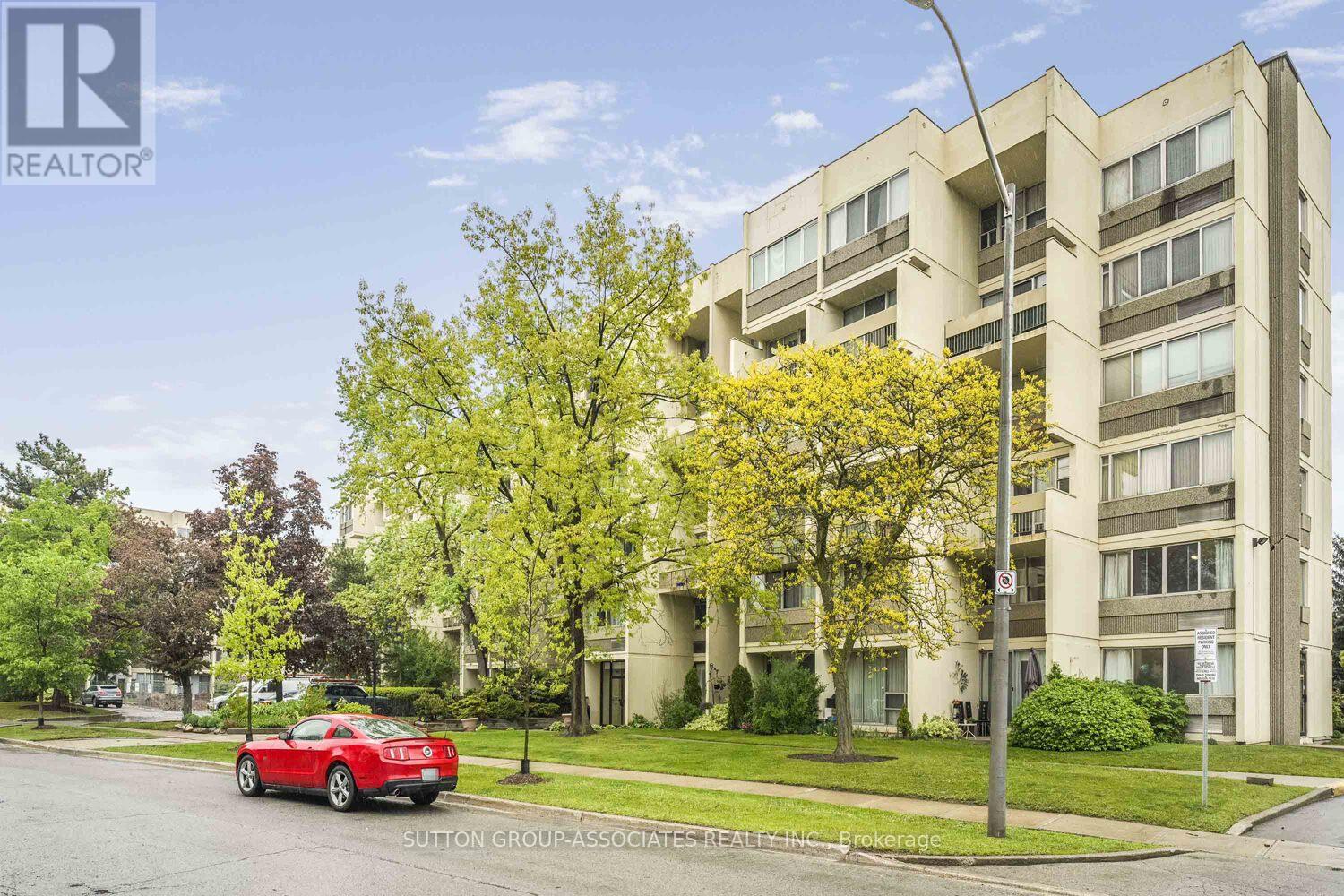504 - 1300 Marlborough Court Property Photo 1