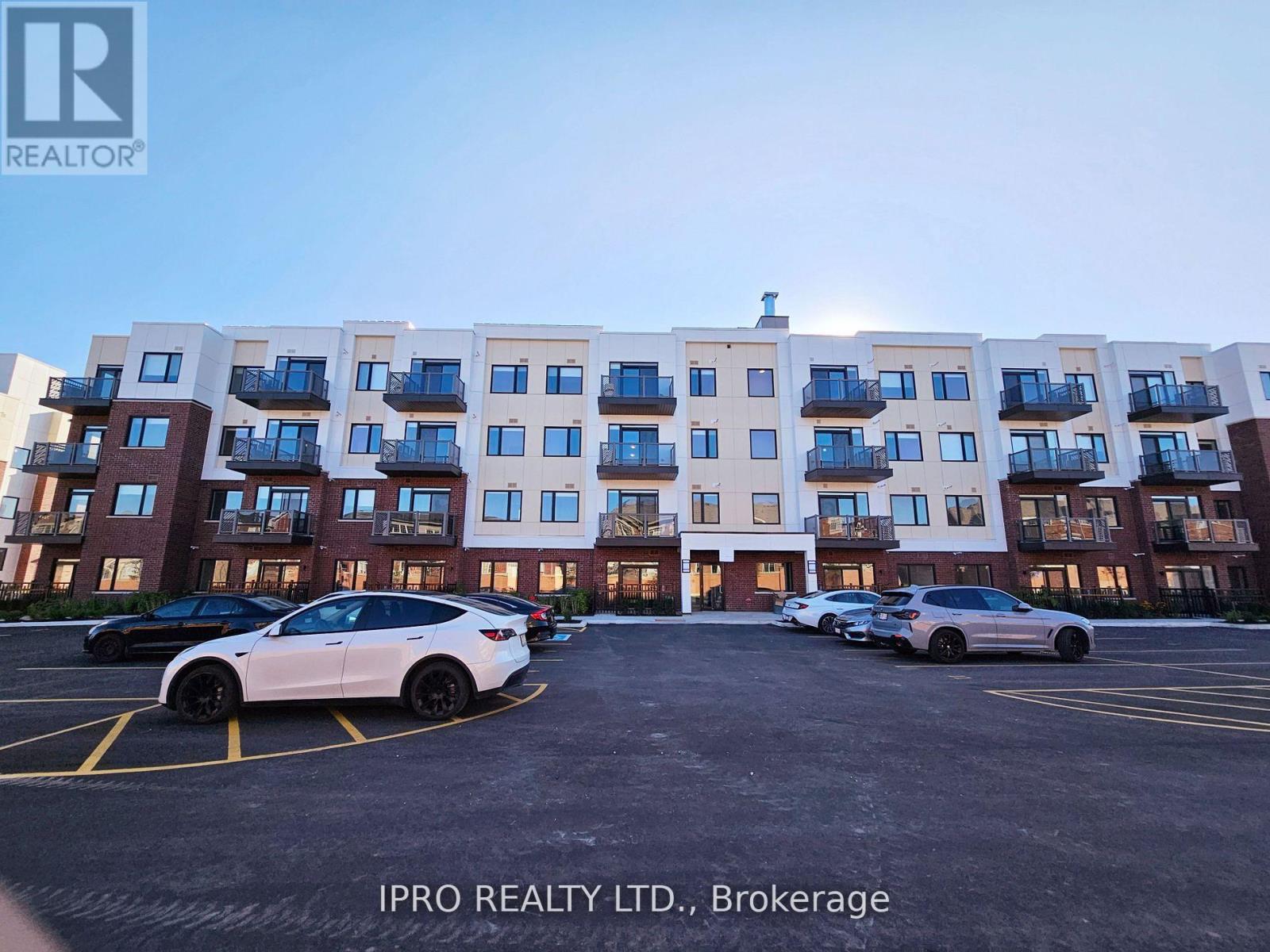 311 - 62 Sky Harbour Drive Property Photo 1