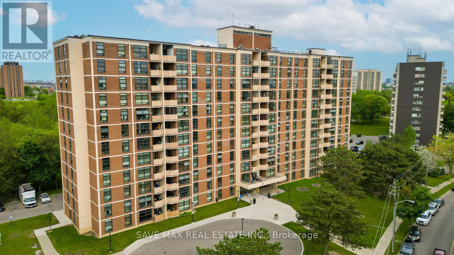 610 - 335 Driftwood Avenue Property Photo 1
