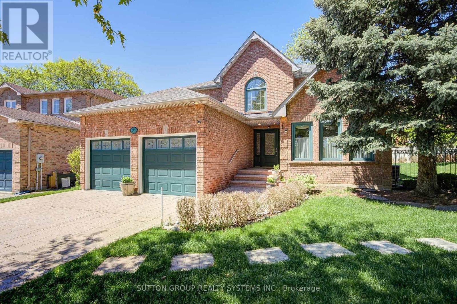 2979 SYCAMORE STREET Property Photo 1