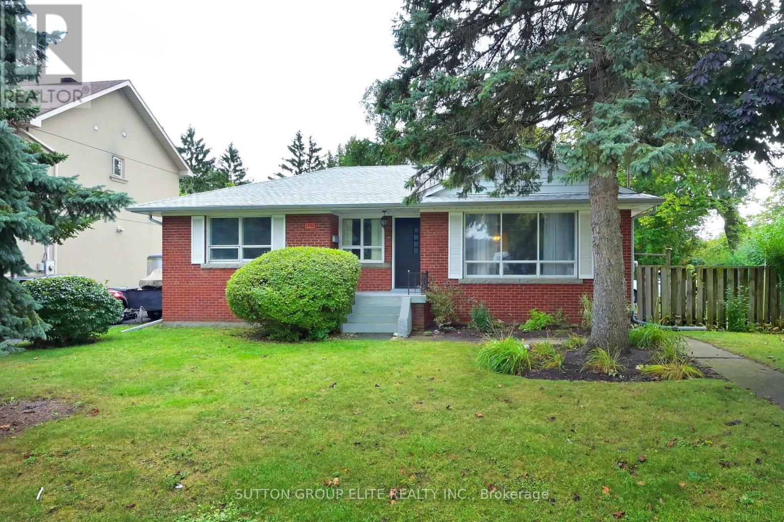 1238 CLAREDALE ROAD Property Photo 1