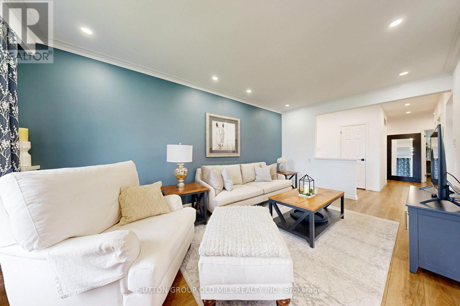 65 Ashwood Crescent Property Photo 1