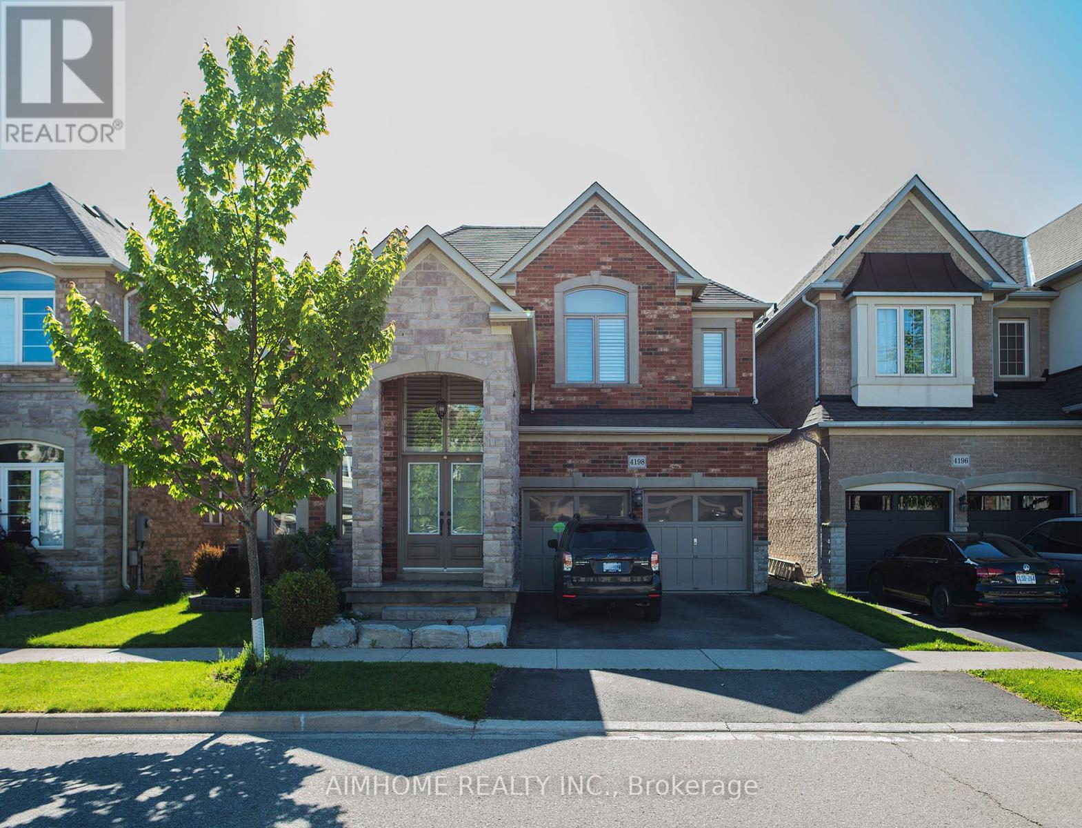 4198 Fuller Crescent Property Photo 1