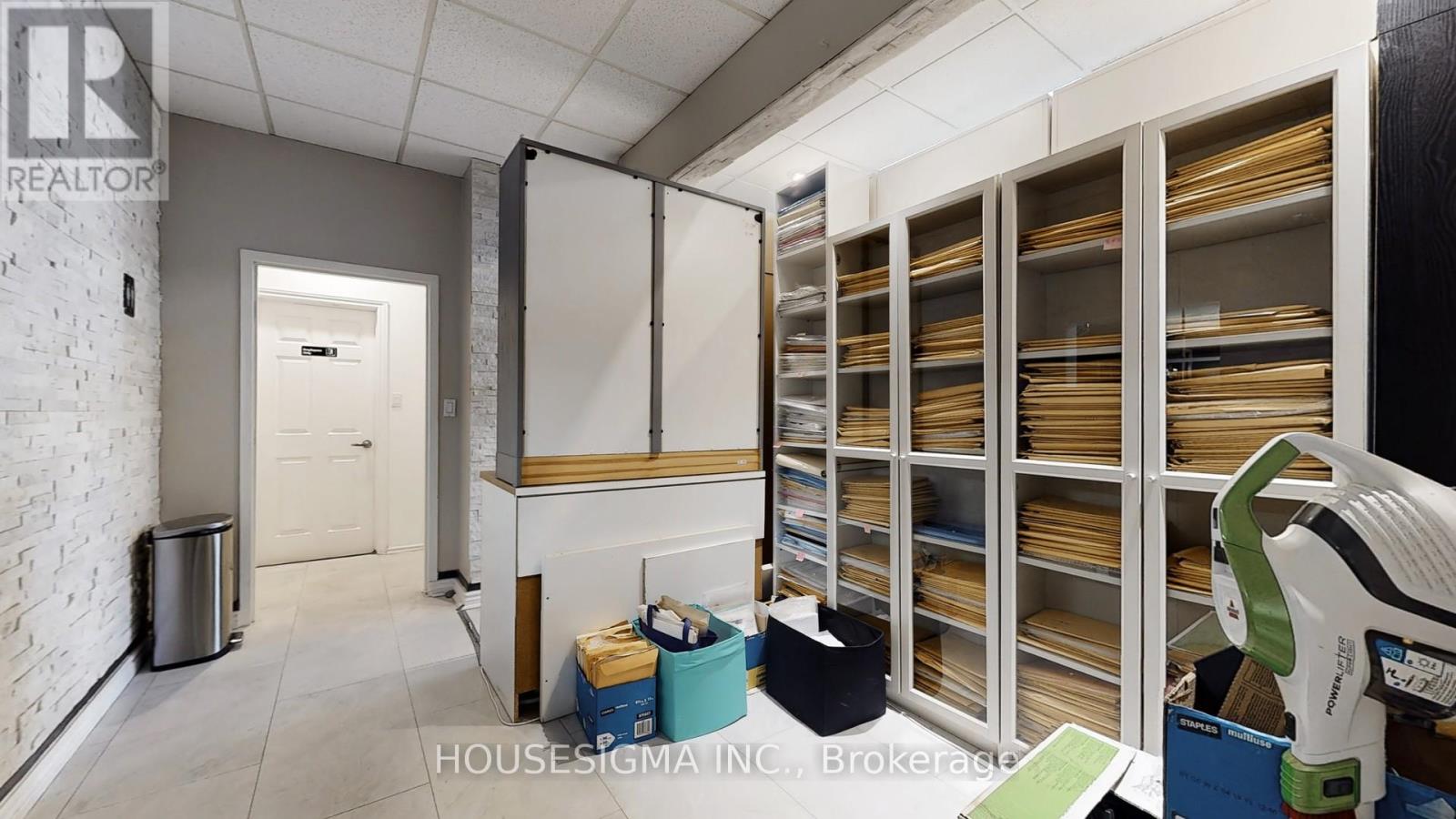 1784 Jane Street Property Photo 14