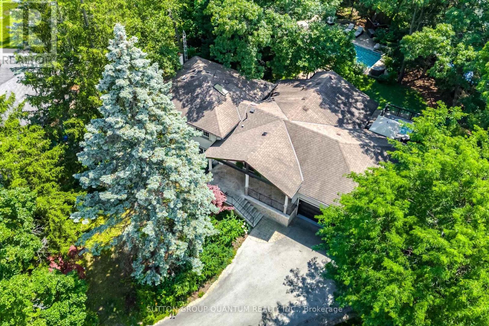 1063 GREENOAKS DRIVE Property Photo 1