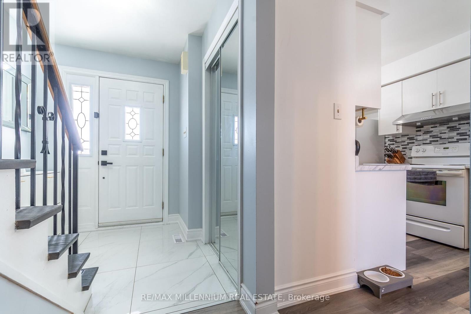52 Village Court Property Photo 1