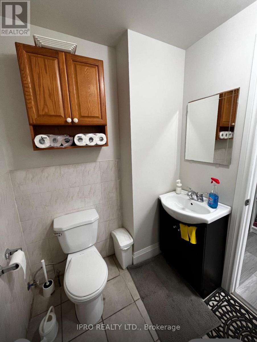 2645 Liruma Road Property Photo 8