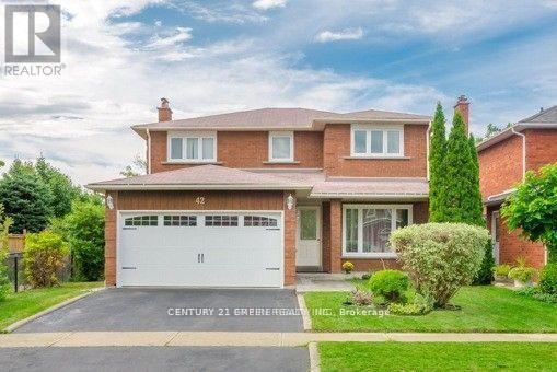 42 Dundalk Crescent Property Photo 1