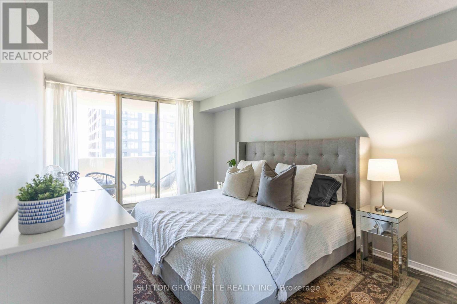 1206 - 330 Rathburn Road W Property Photo 23