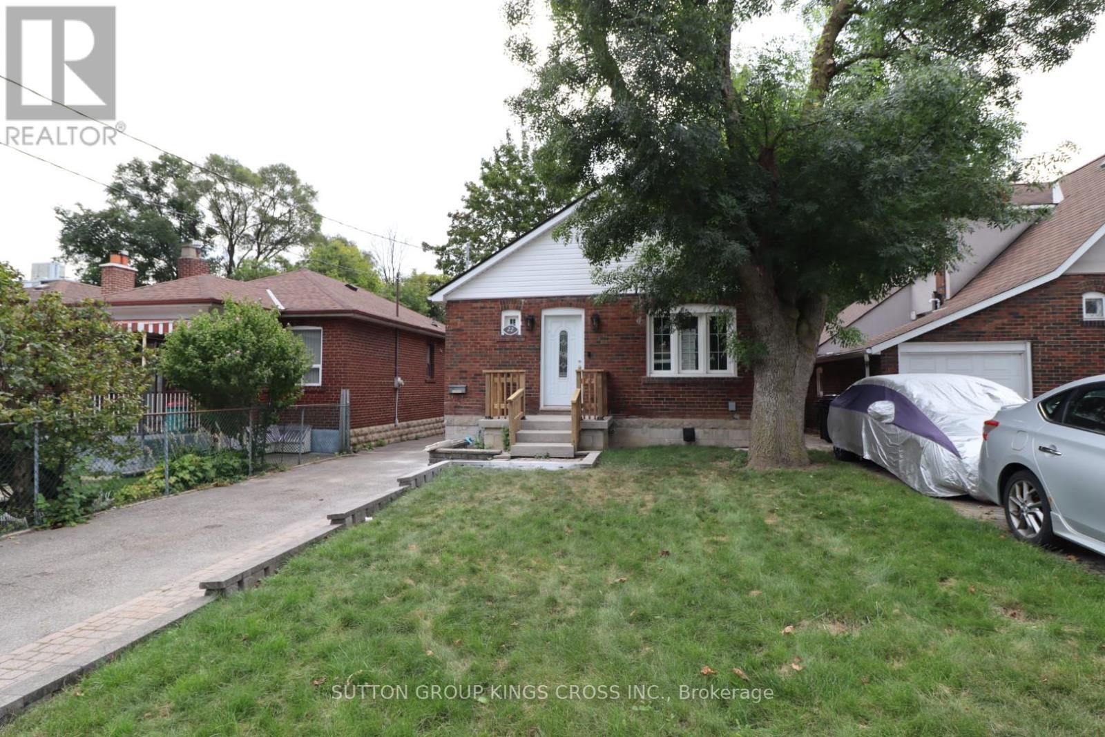 22 ALEXANDER ST STREET Property Photo 1