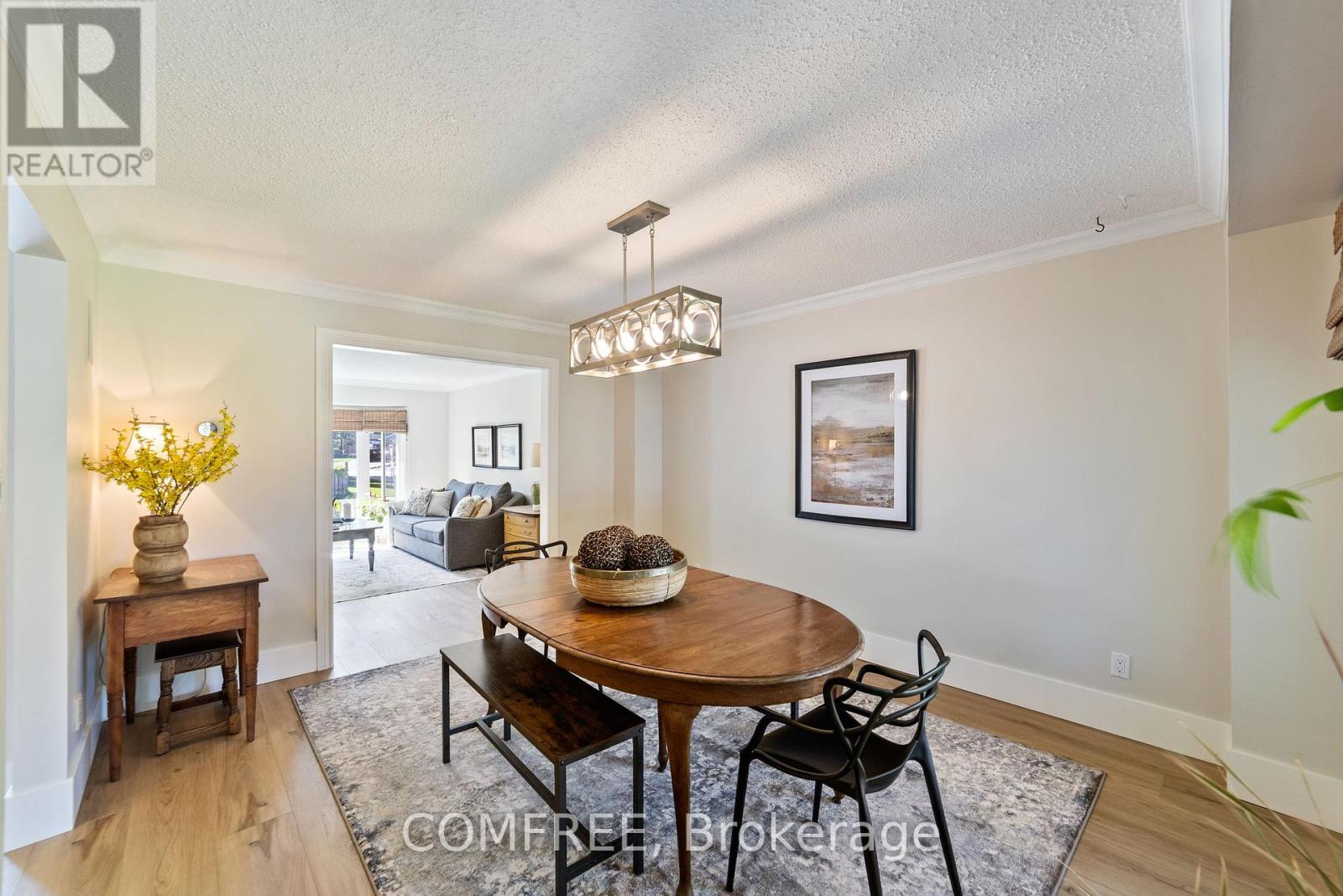 2131 Upland Drive Property Photo 8