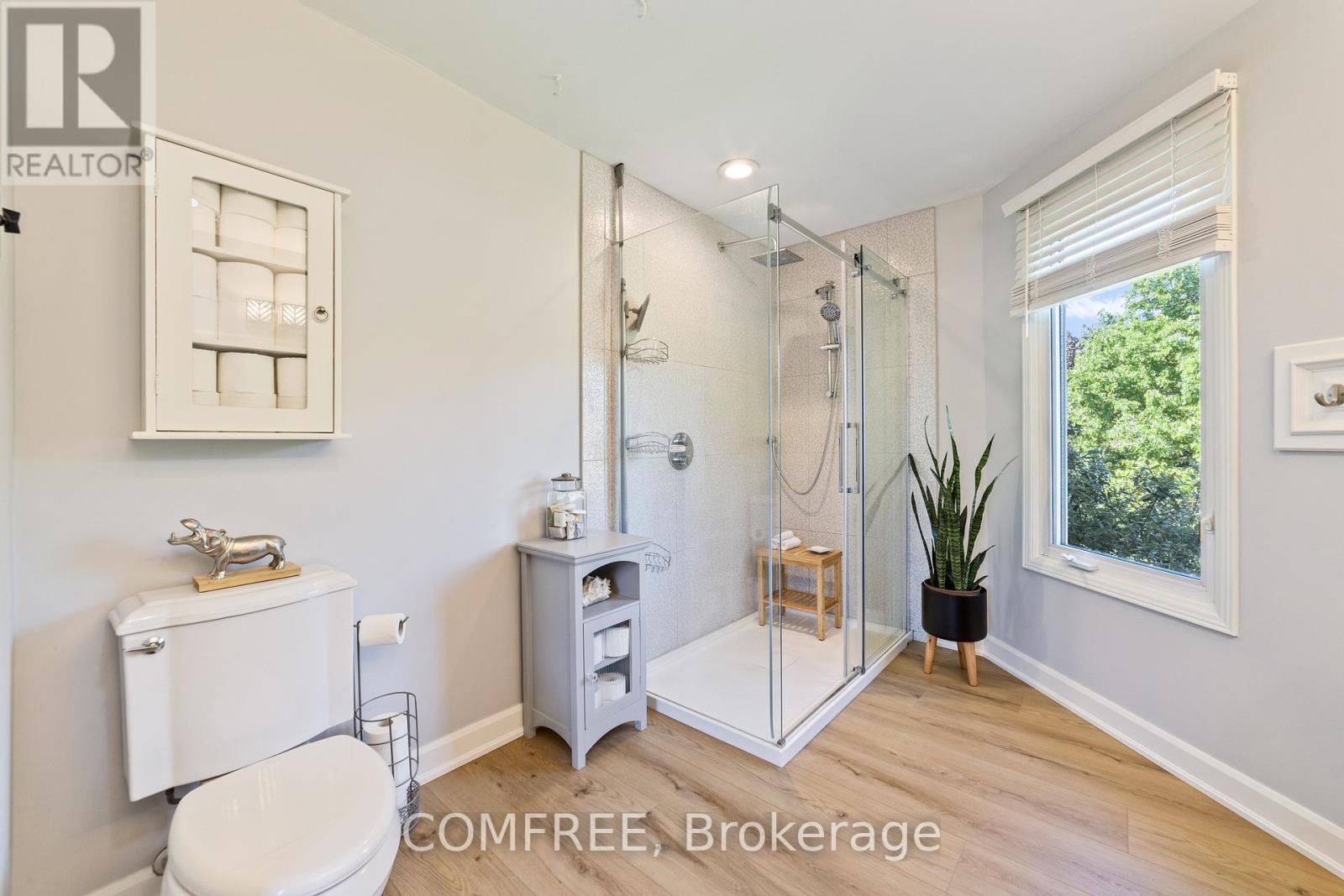 2131 Upland Drive Property Photo 21