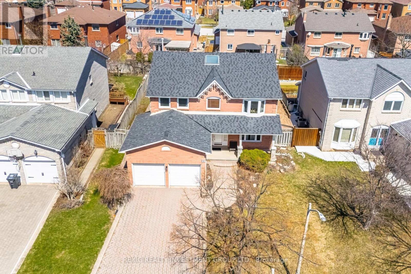 66 Settler Court Property Photo 1
