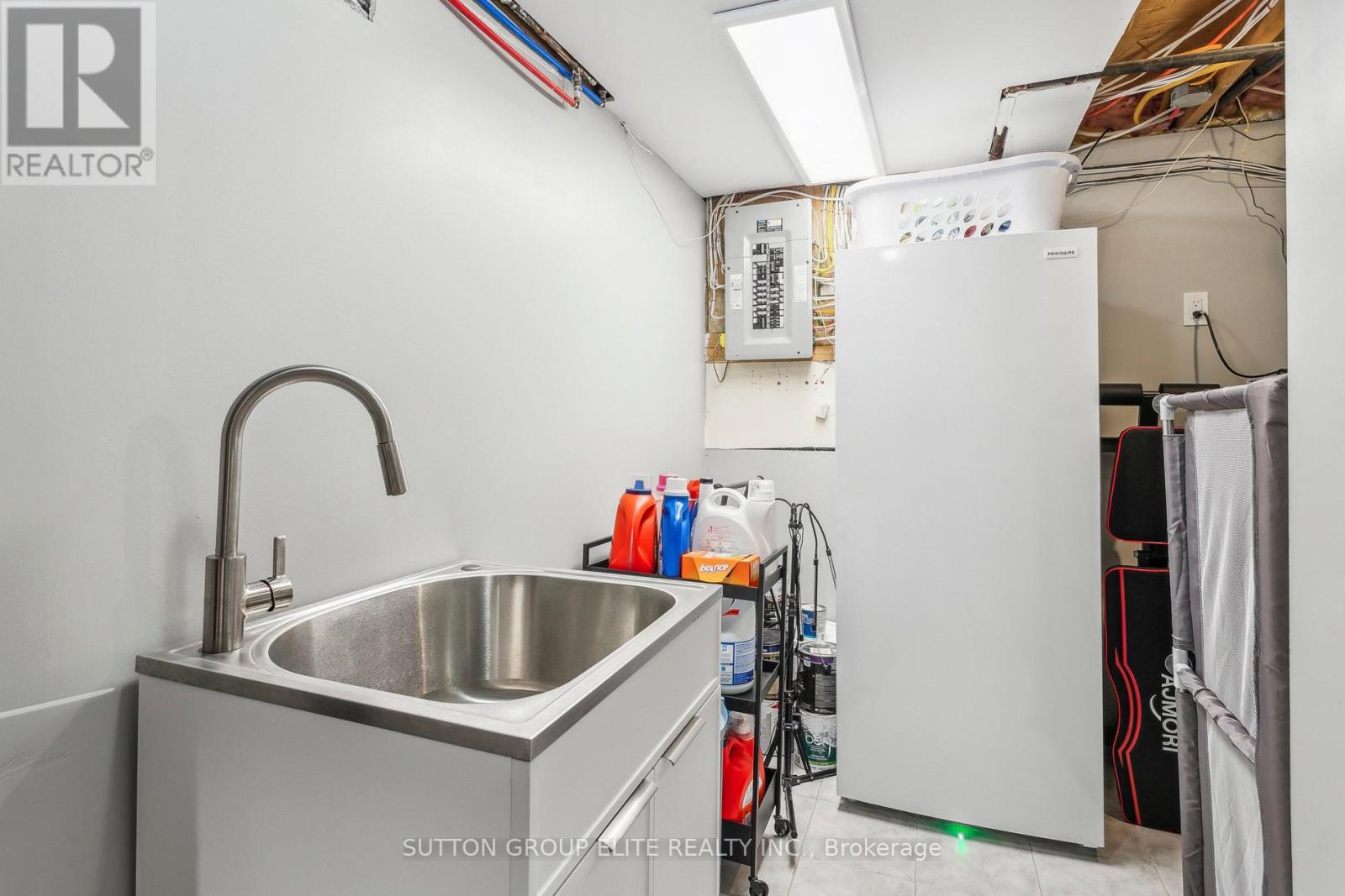 193 Ashridge Place Property Photo 34