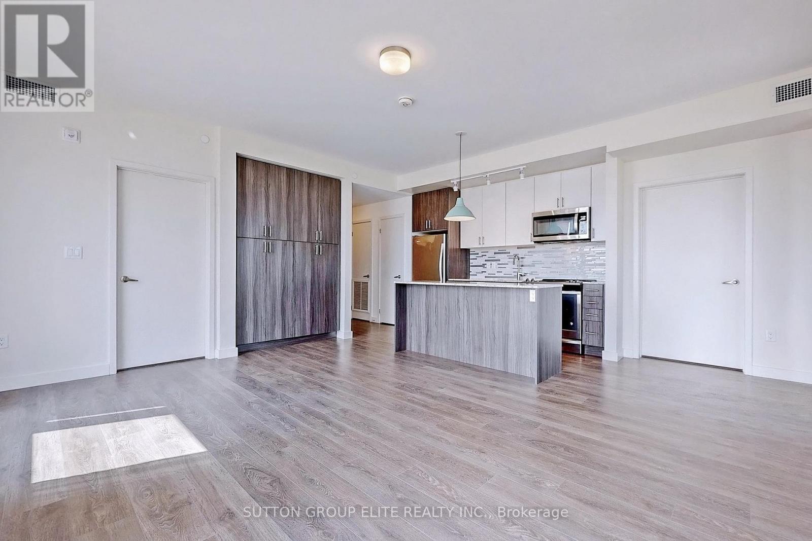 316 - 210 Sabina Drive Property Photo 6