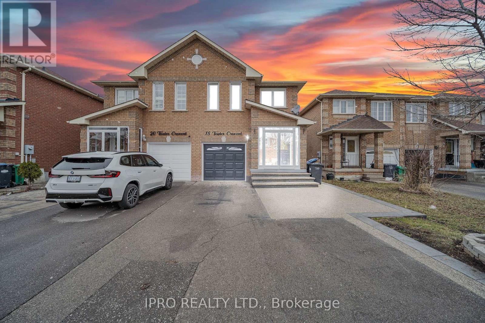 18 Tessler Crescent Property Photo 1