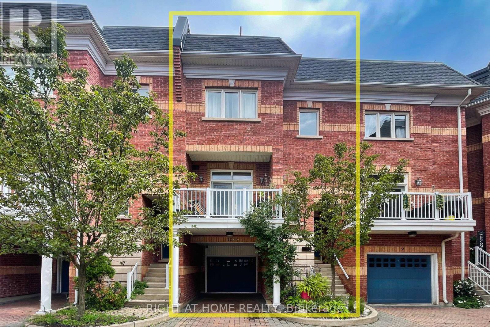 10 - 120 BRONTE ROAD Property Photo 1