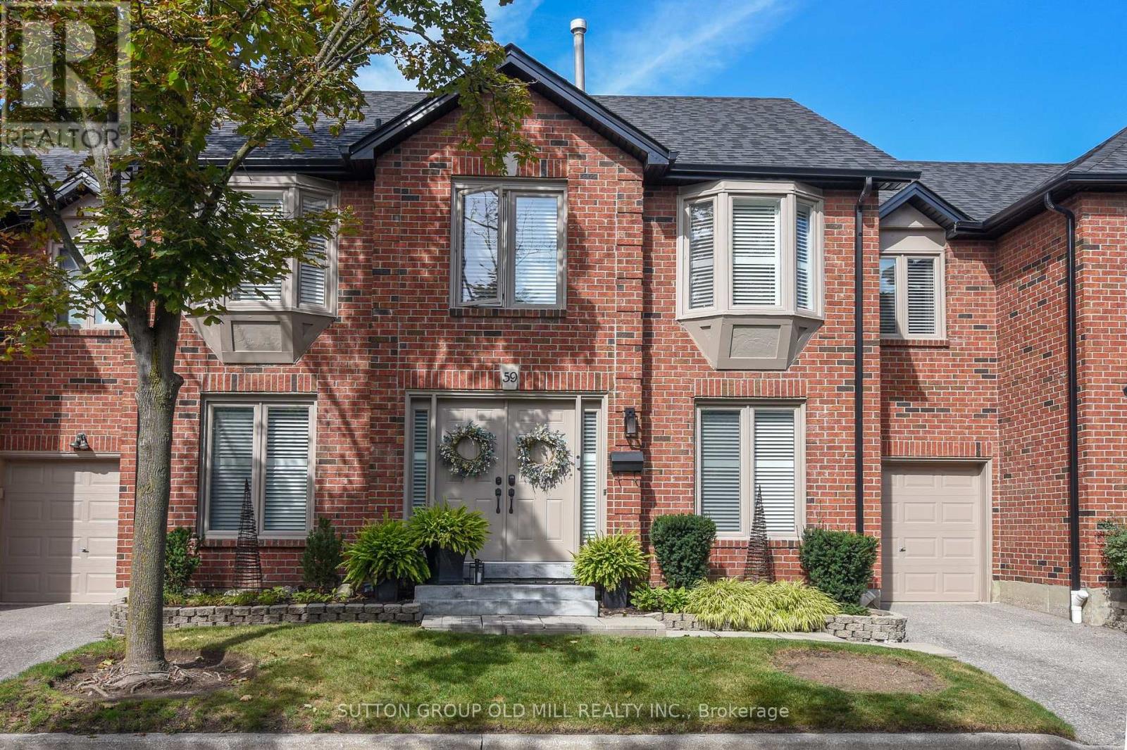 59 - 4635 REGENTS TERRACE Property Photo 1