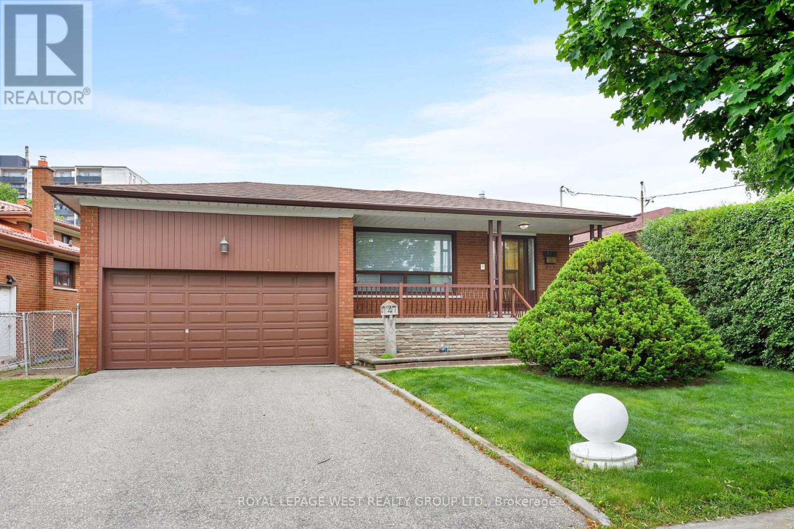 47 Potsdam Road Property Photo 1