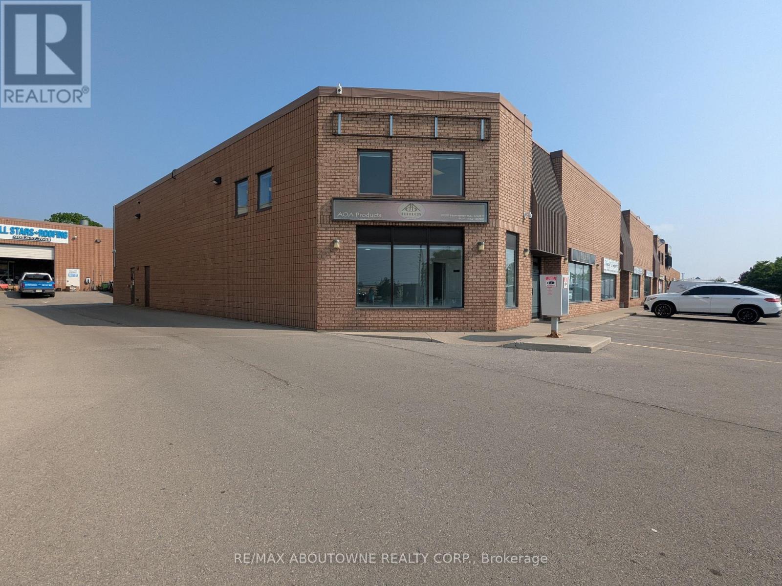 1a - 5125 Harvester Road Property Photo 1