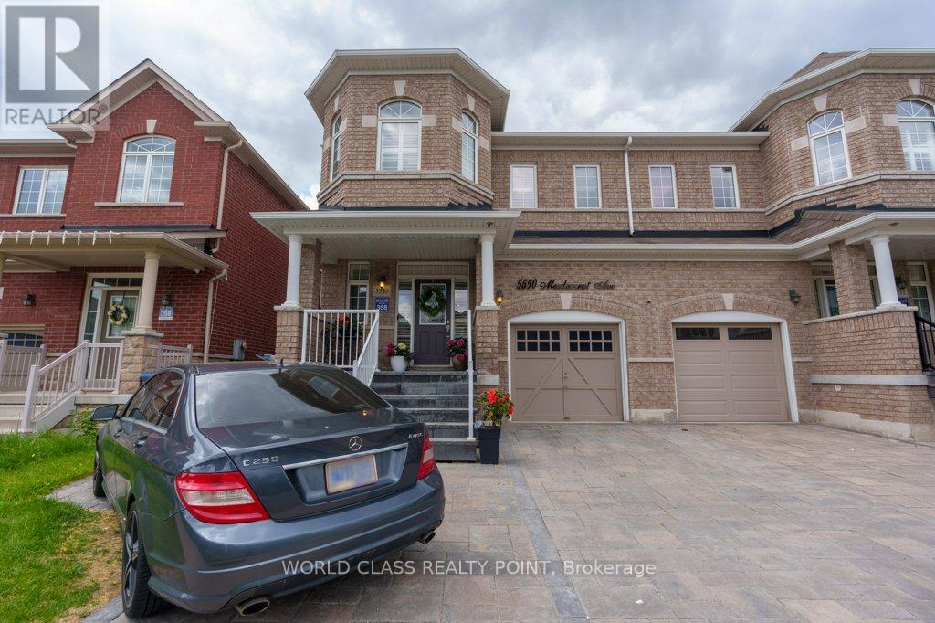 5550 Meadowcrest Avenue Property Photo 2