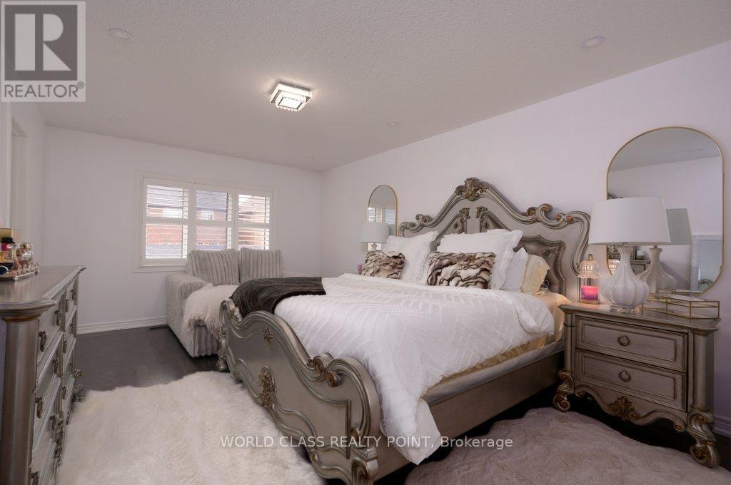 5550 Meadowcrest Avenue Property Photo 21