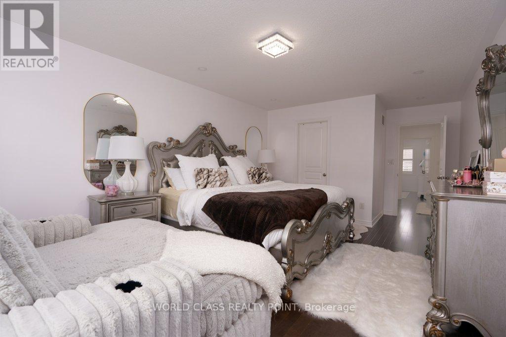 5550 Meadowcrest Avenue Property Photo 22