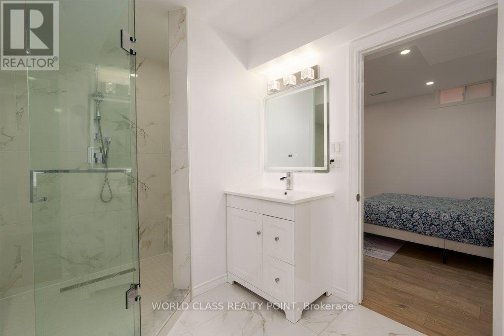 5550 Meadowcrest Avenue Property Photo 31