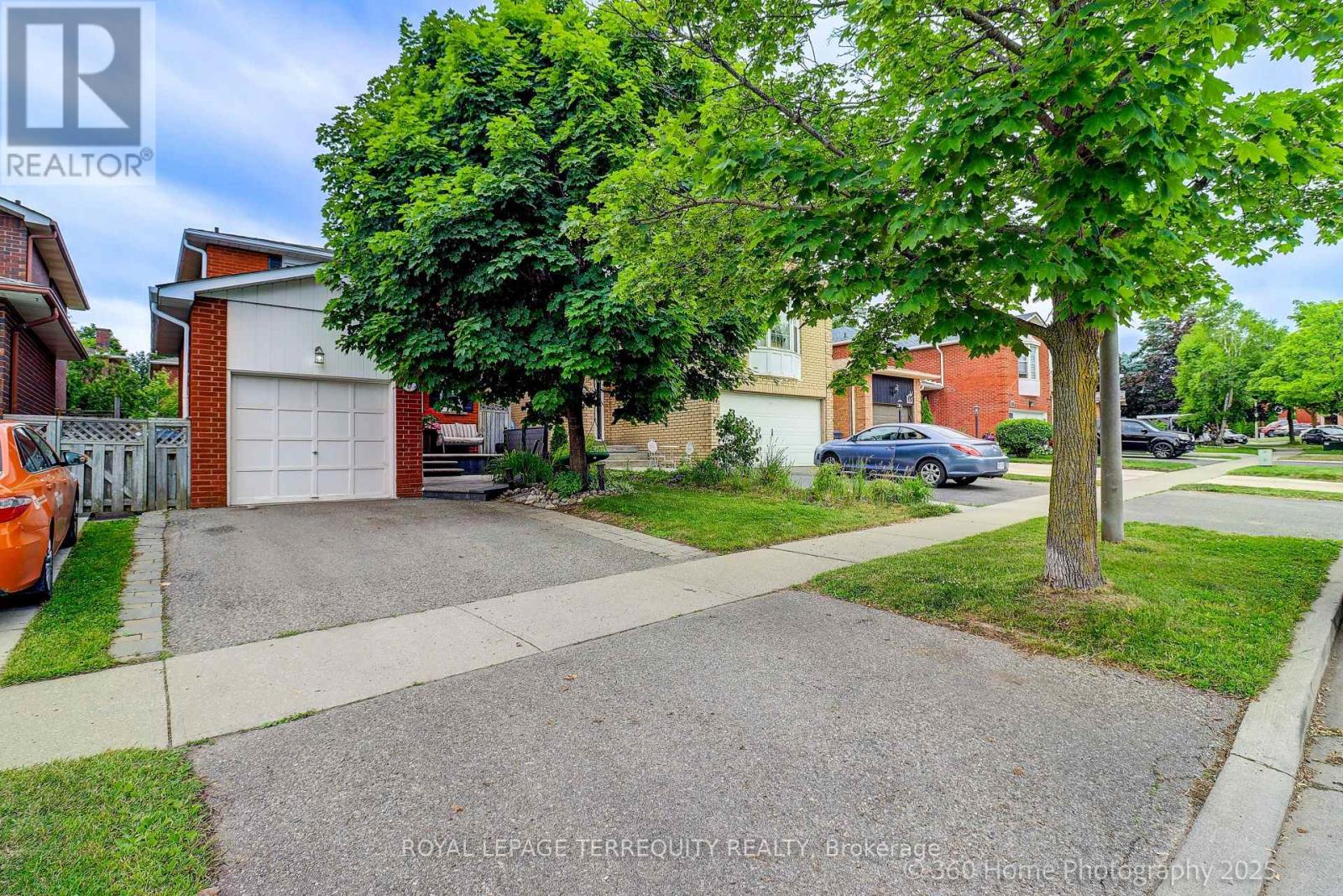19 Tralee Street Property Photo 1