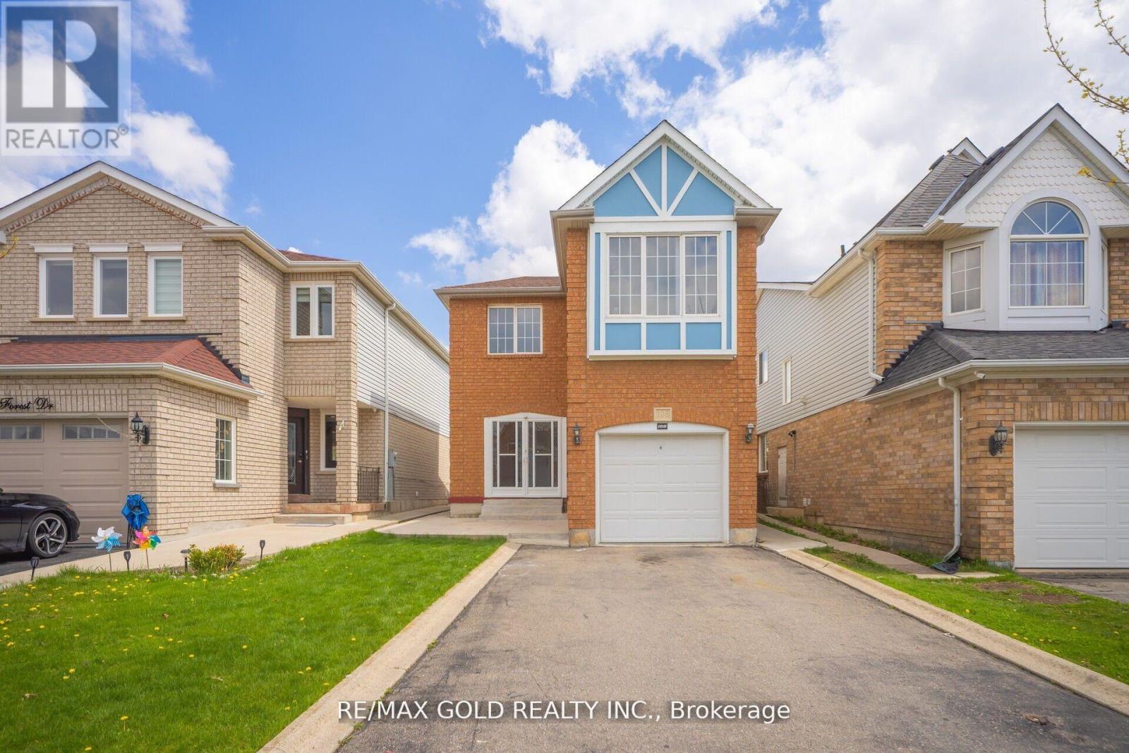 108 BLACK FOREST DRIVE N Property Photo 1