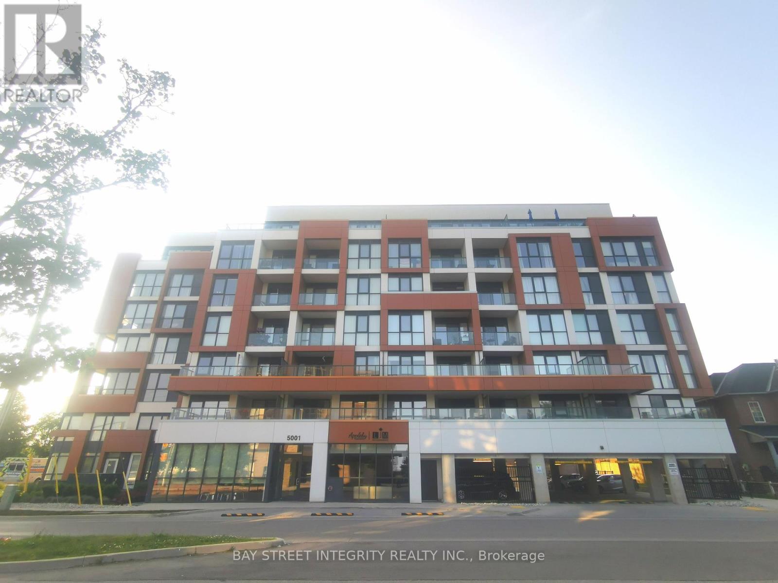 507 - 5001 Corporate Drive Property Photo 1