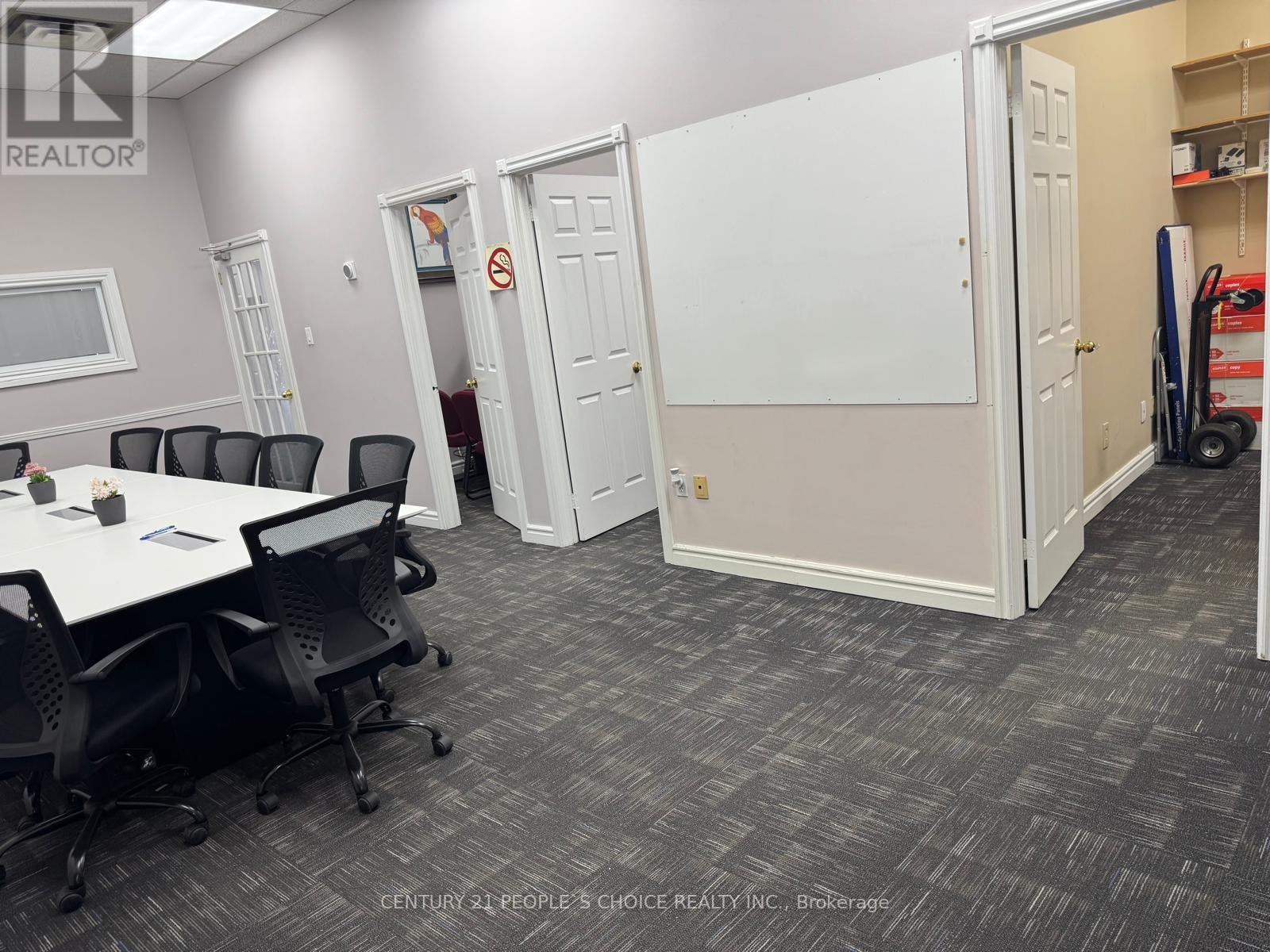21 - 4801 Steeles Avenue W Property Photo 10