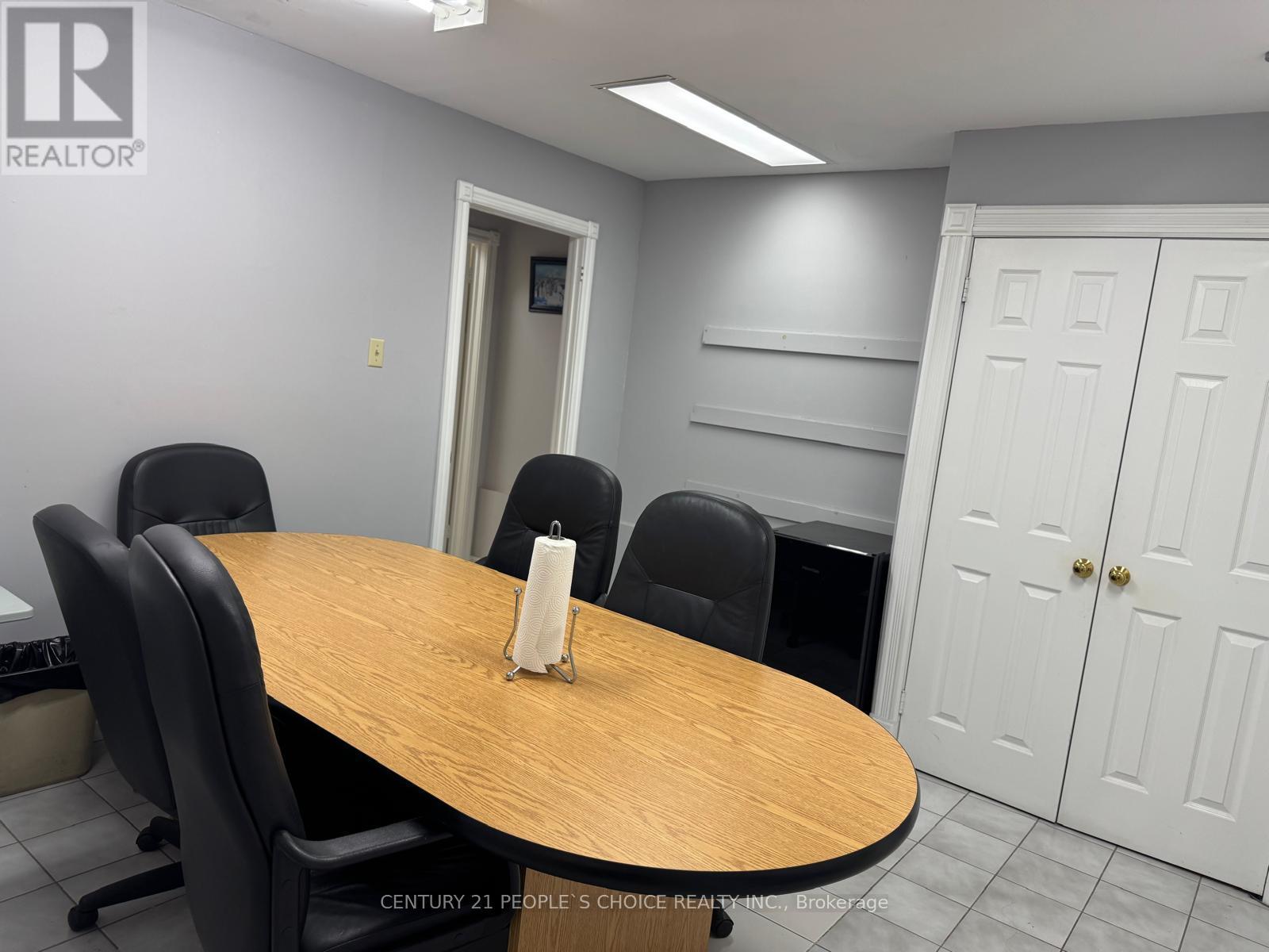 21 - 4801 Steeles Avenue W Property Photo 24