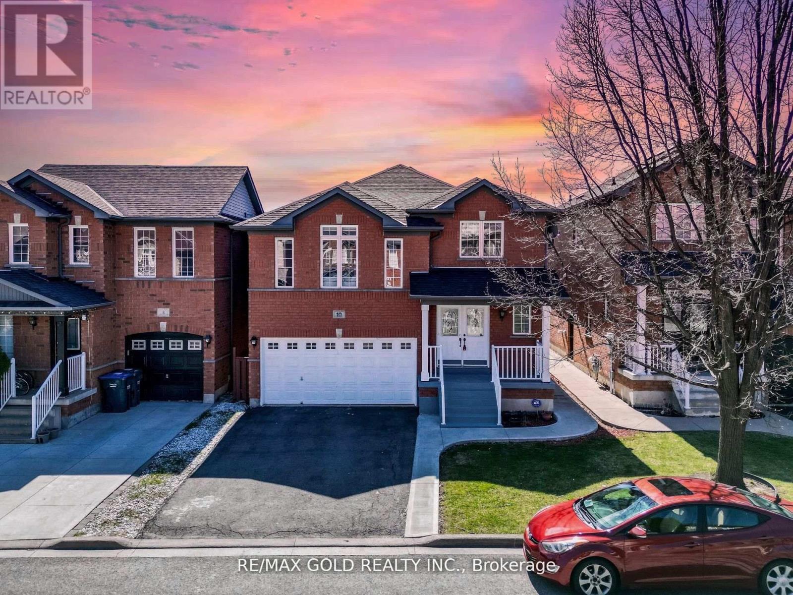 10 Chestermere Crescent Property Photo 1