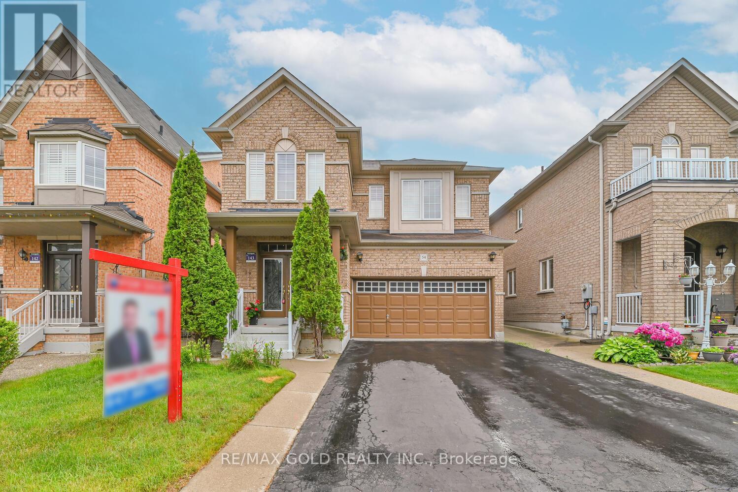 54 Gamson Crescent Property Photo 1