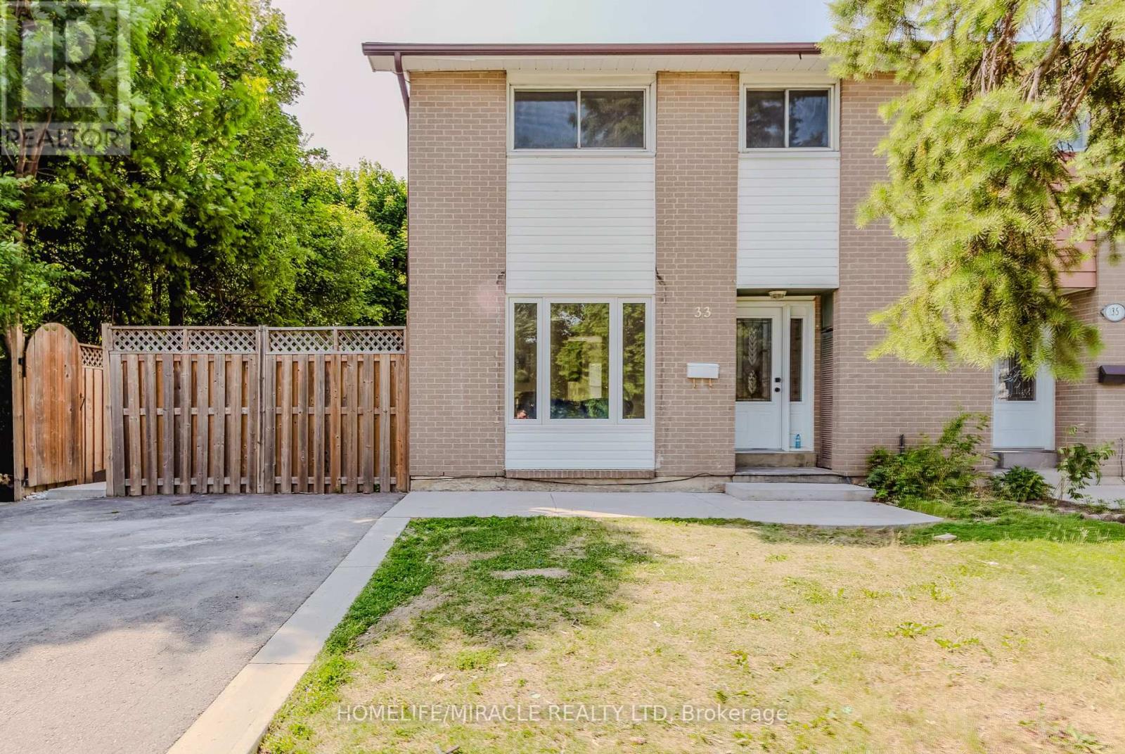 33 Flamingo Crescent Property Photo 1