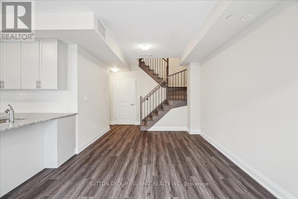 105 - 1593 Rose Way Property Photo 8