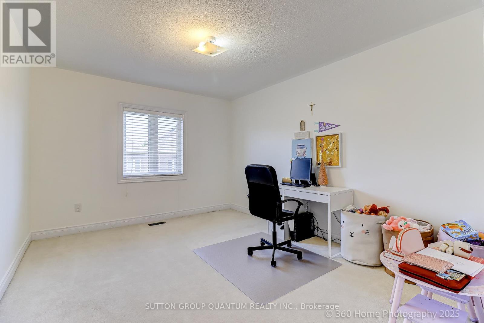 5497 Oscar Peterson Boulevard Property Photo 16