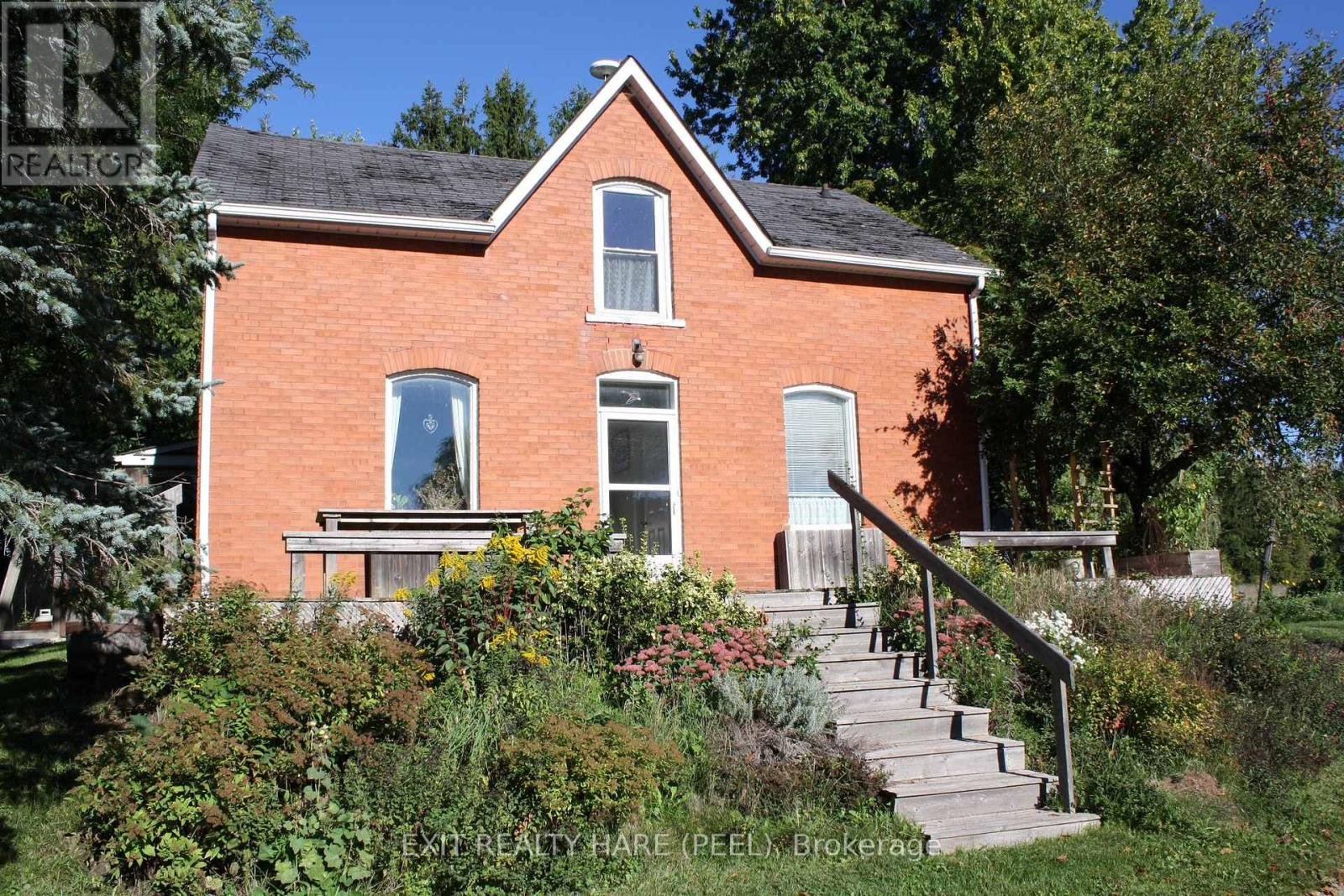On - 14165 Trafalgar Rd Road Property Photo 3