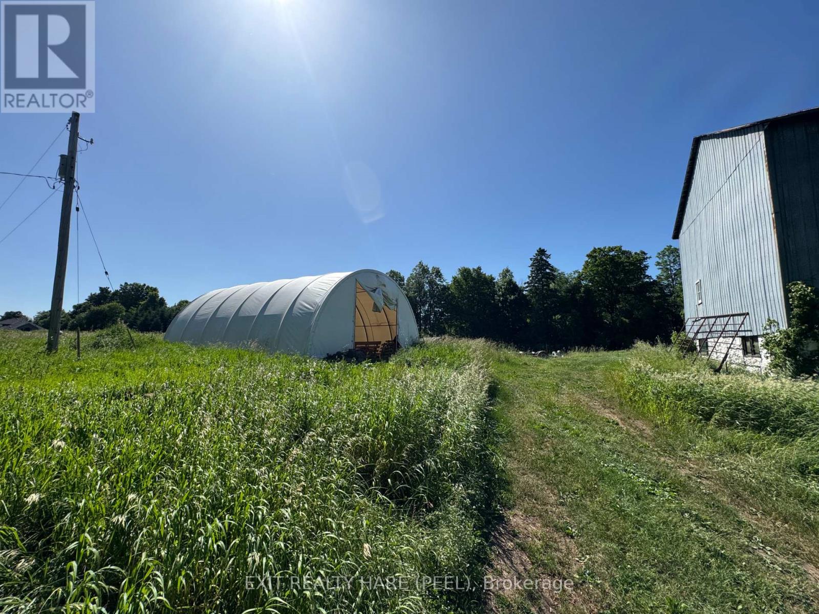 On - 14165 Trafalgar Rd Road Property Photo 8