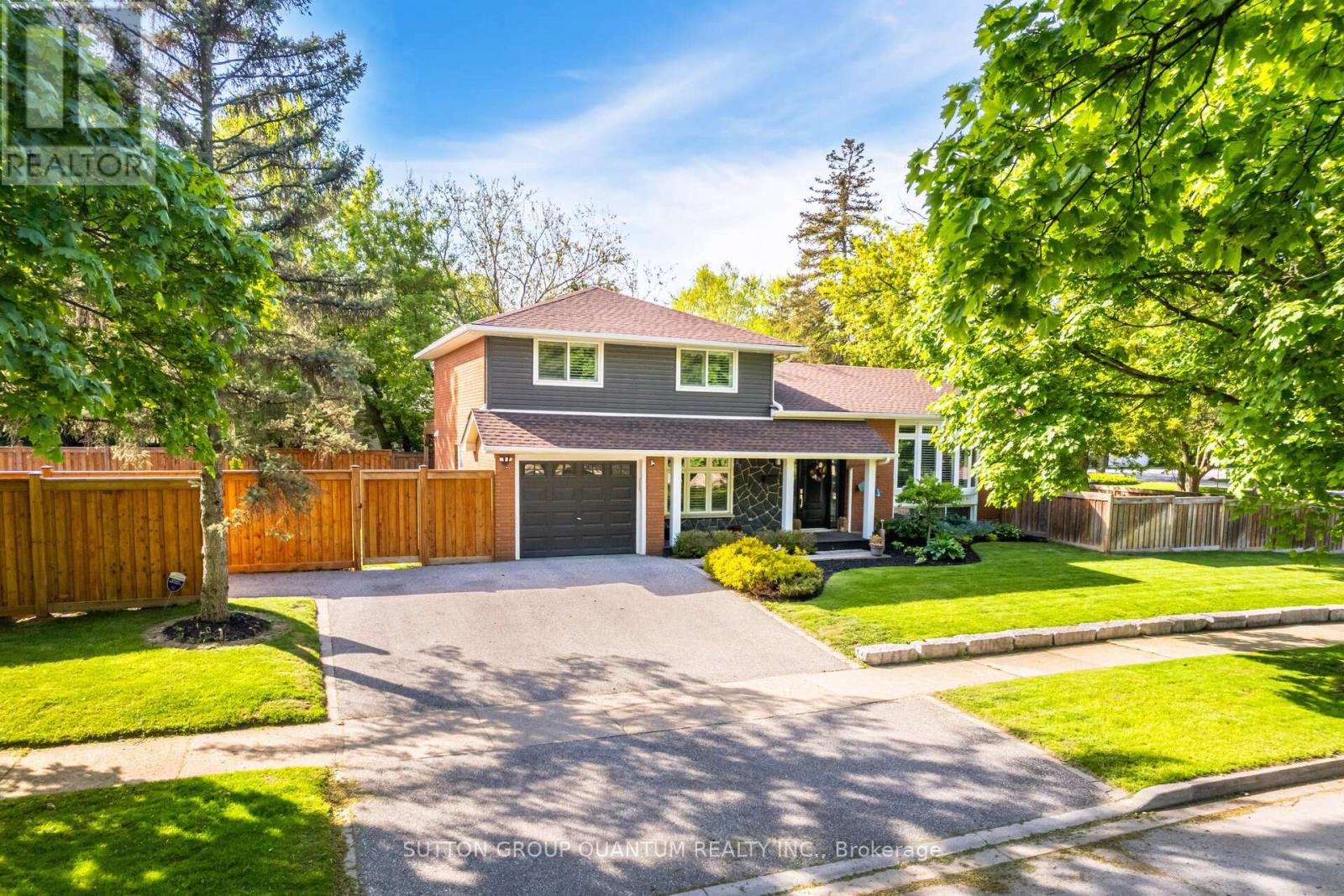 608 ROSEDALE CRESCENT Property Image