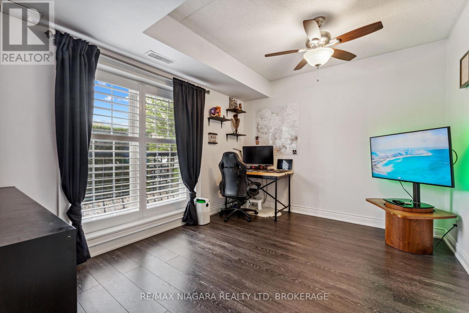 102 - 2055 Appleby Line Property Photo 15