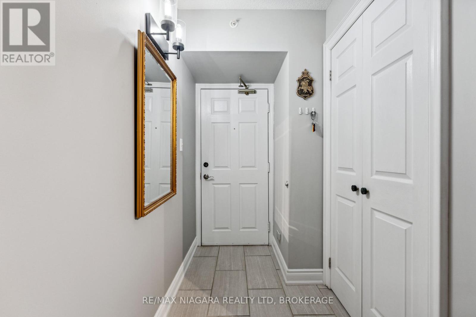 102 - 2055 Appleby Line Property Photo 18