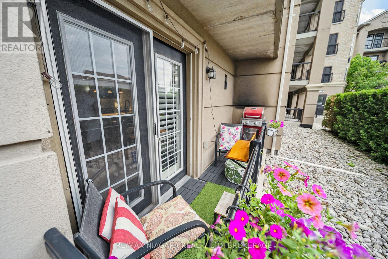 102 - 2055 Appleby Line Property Photo 21