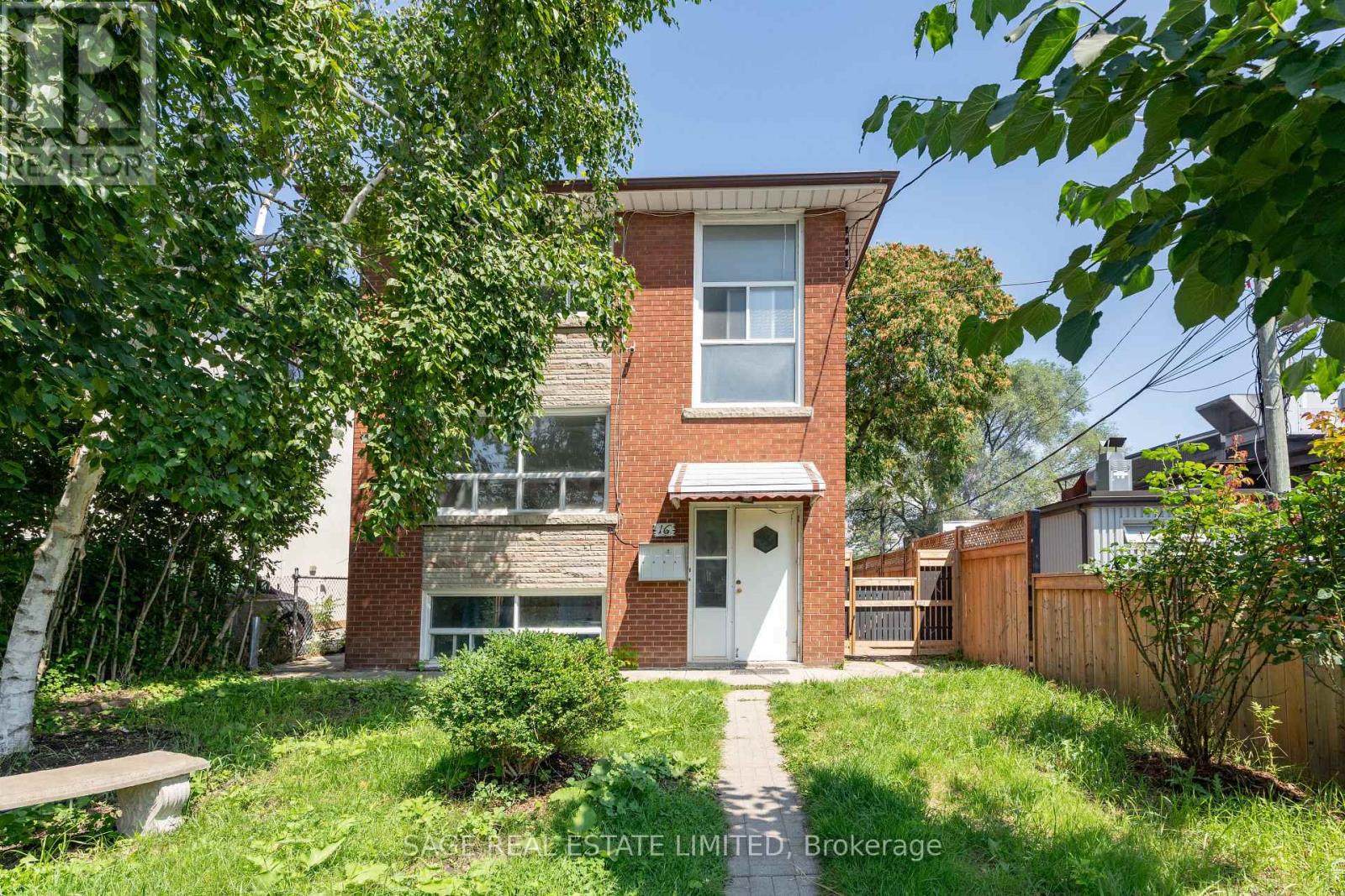 3 - 16 SIMPSON AVENUE Property Photo 1