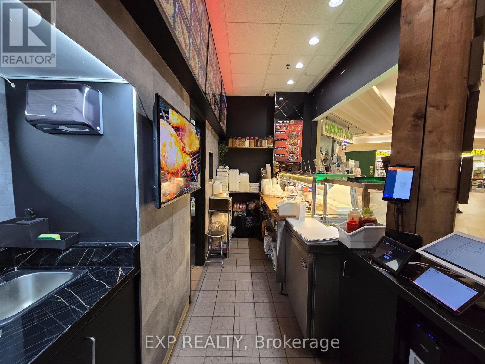 45 - 4141 Dixie Road Property Photo 6