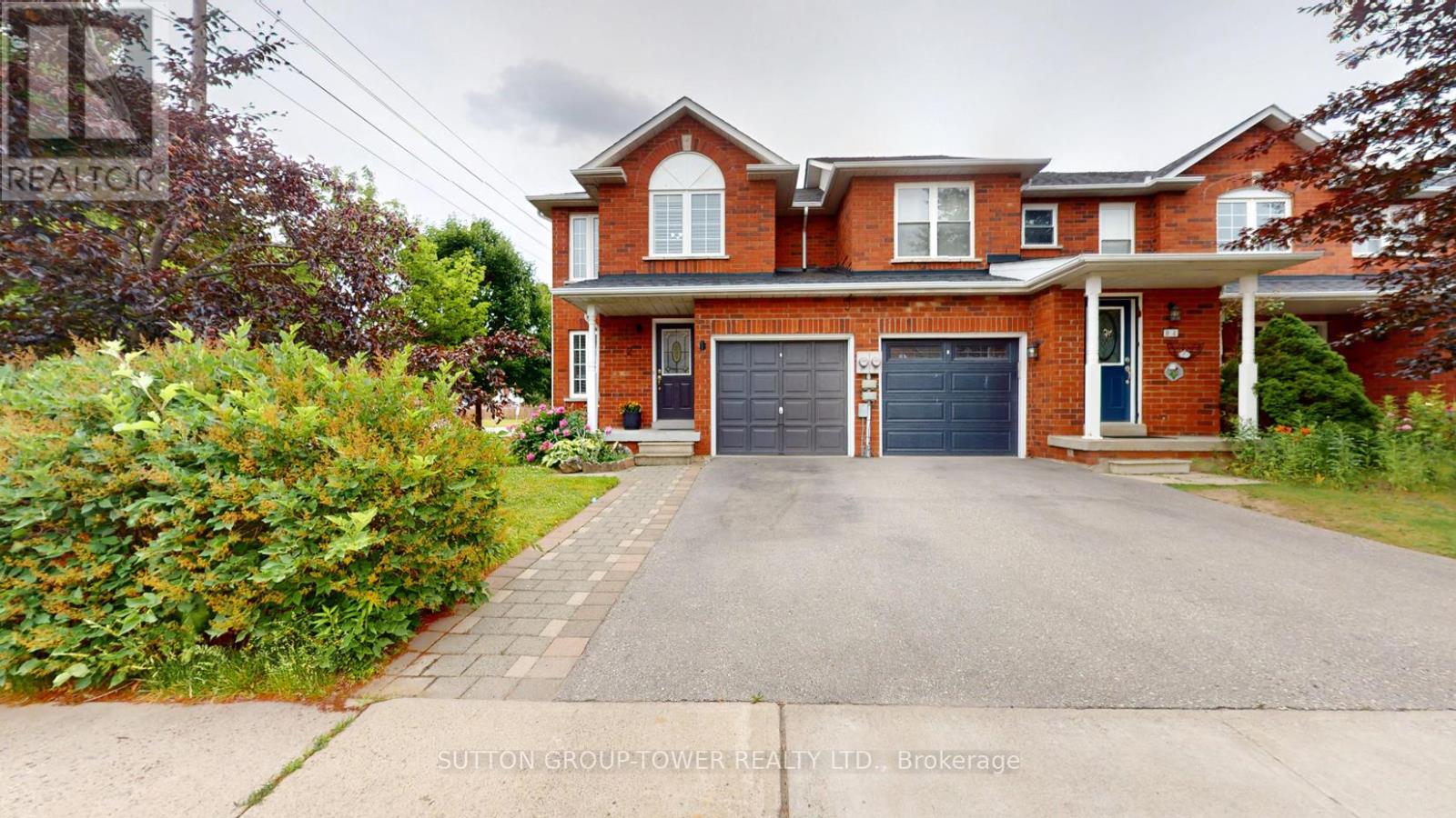 2 DAWSON CRESCENT Property Photo 1