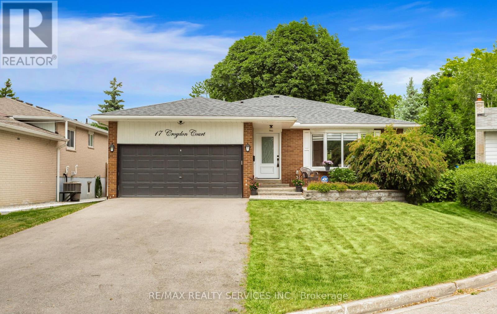 17 Croydon Court Property Photo 1